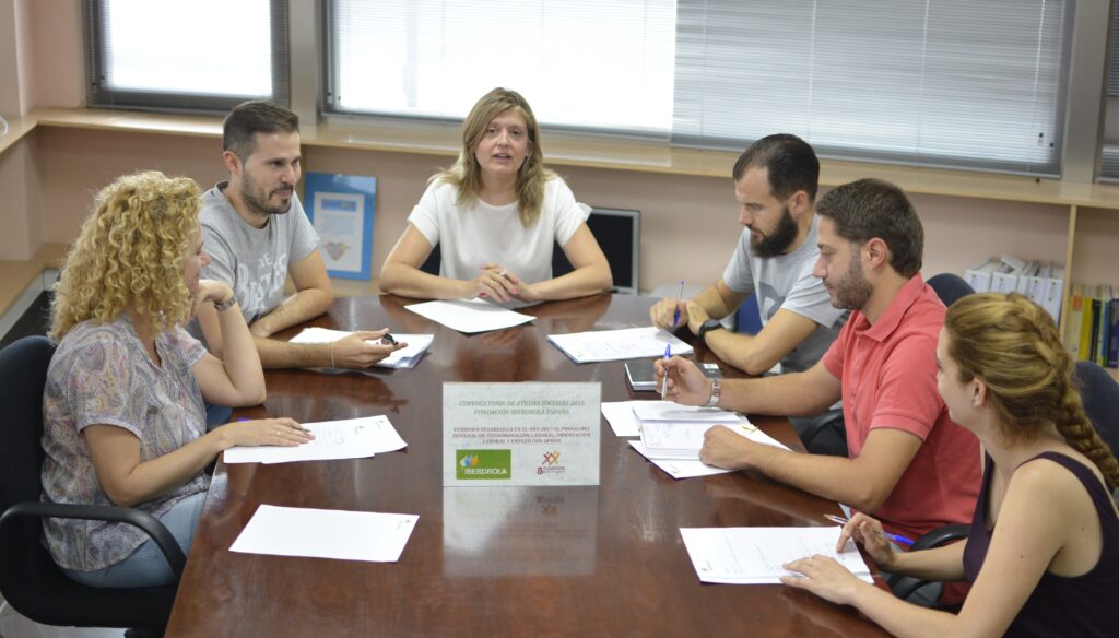 Portada post FUNDOWN desarrolla, en colaboración con Fundación Iberdrola, un innovador programa de acceso al empleo