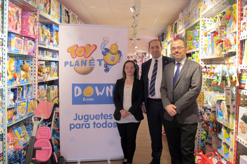 Portada post DOWN ESPAÑA y Toy Planet lanzan una campaña de Navidad inclusiva con el síndrome de Down