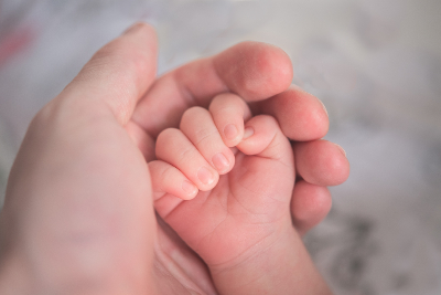 Una mujer con síndrome de Down demuestra que la maternidad no tiene límites y cría a su bebé con la misma discapacidad